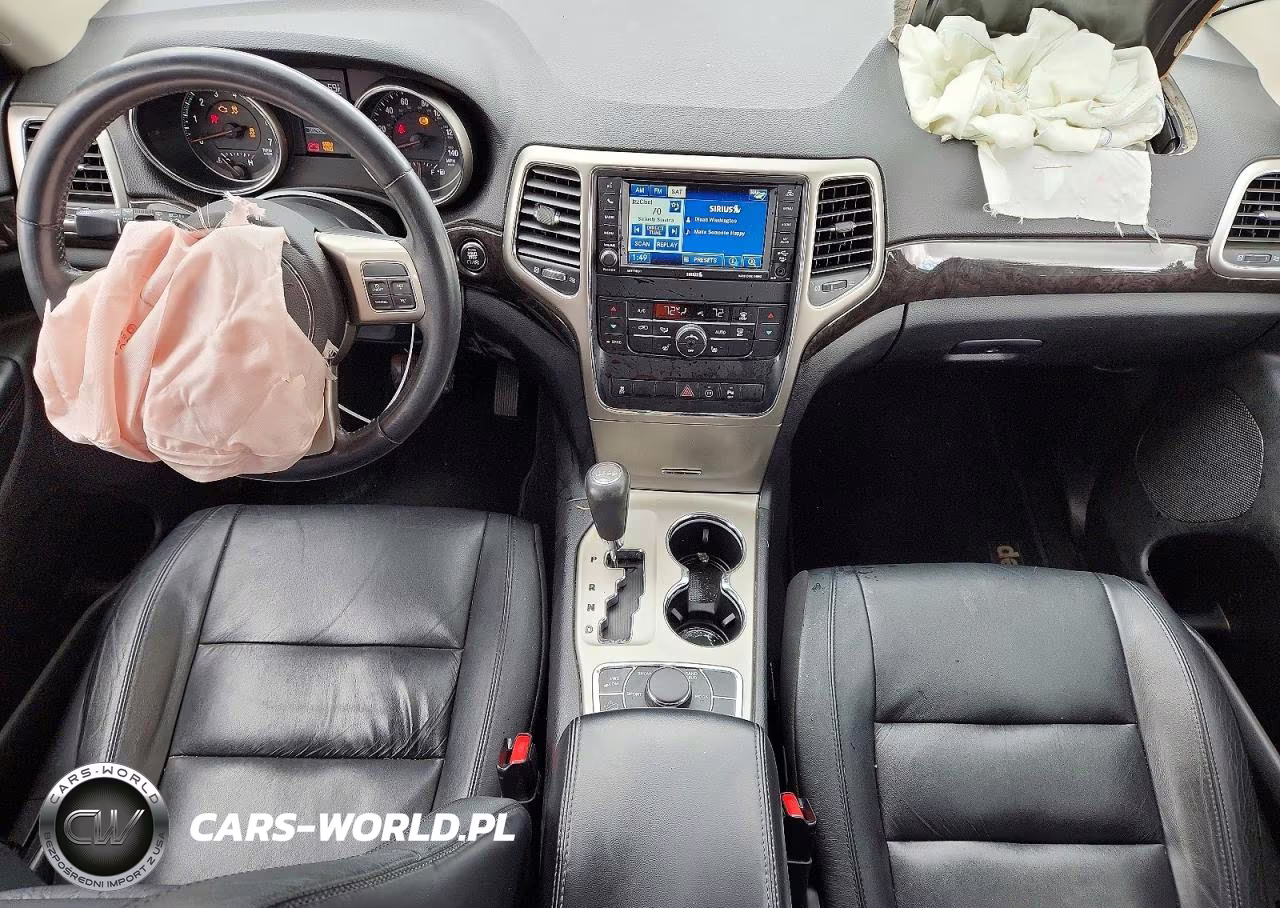 2012 Jeep Grand Cherokee Laredo VIN:1C4RJFAG9CC268132 - 8