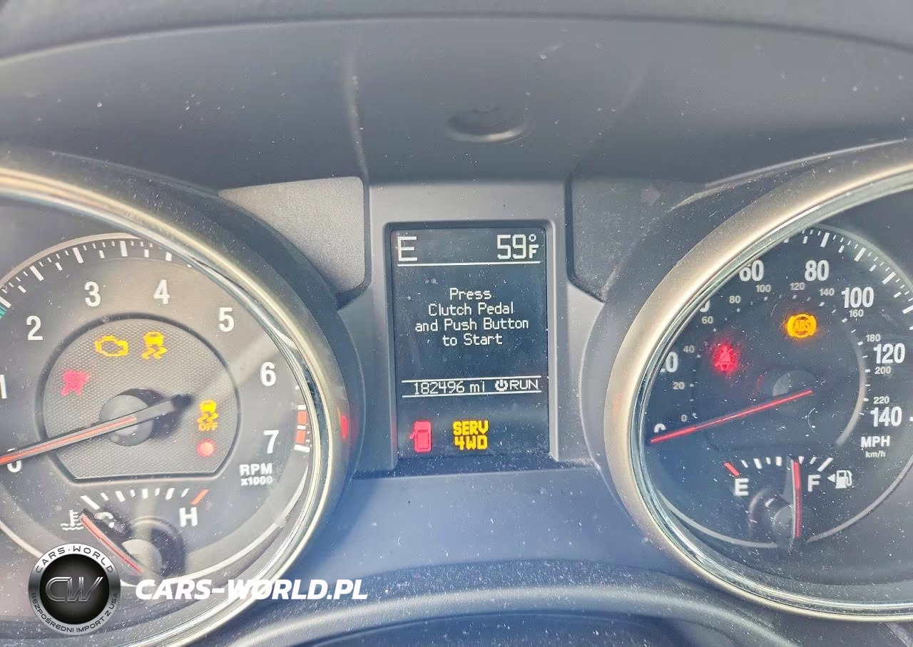 2012 Jeep Grand Cherokee Laredo VIN:1C4RJFAG9CC268132 - 9