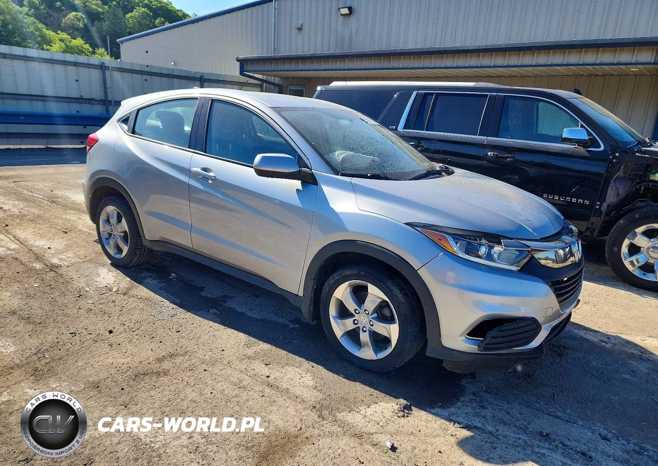 2021 Honda Hr-V Lx VIN:3CZRU6H36MM735611 - 4
