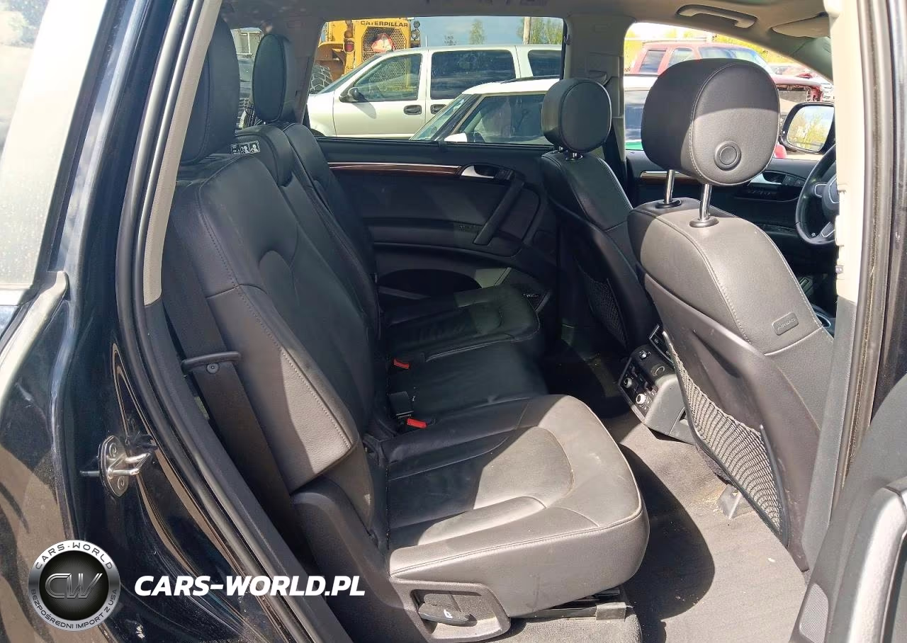 2015 Audi Q7 Premium Plus VIN:WA1LGAFE2FD026421 - 10