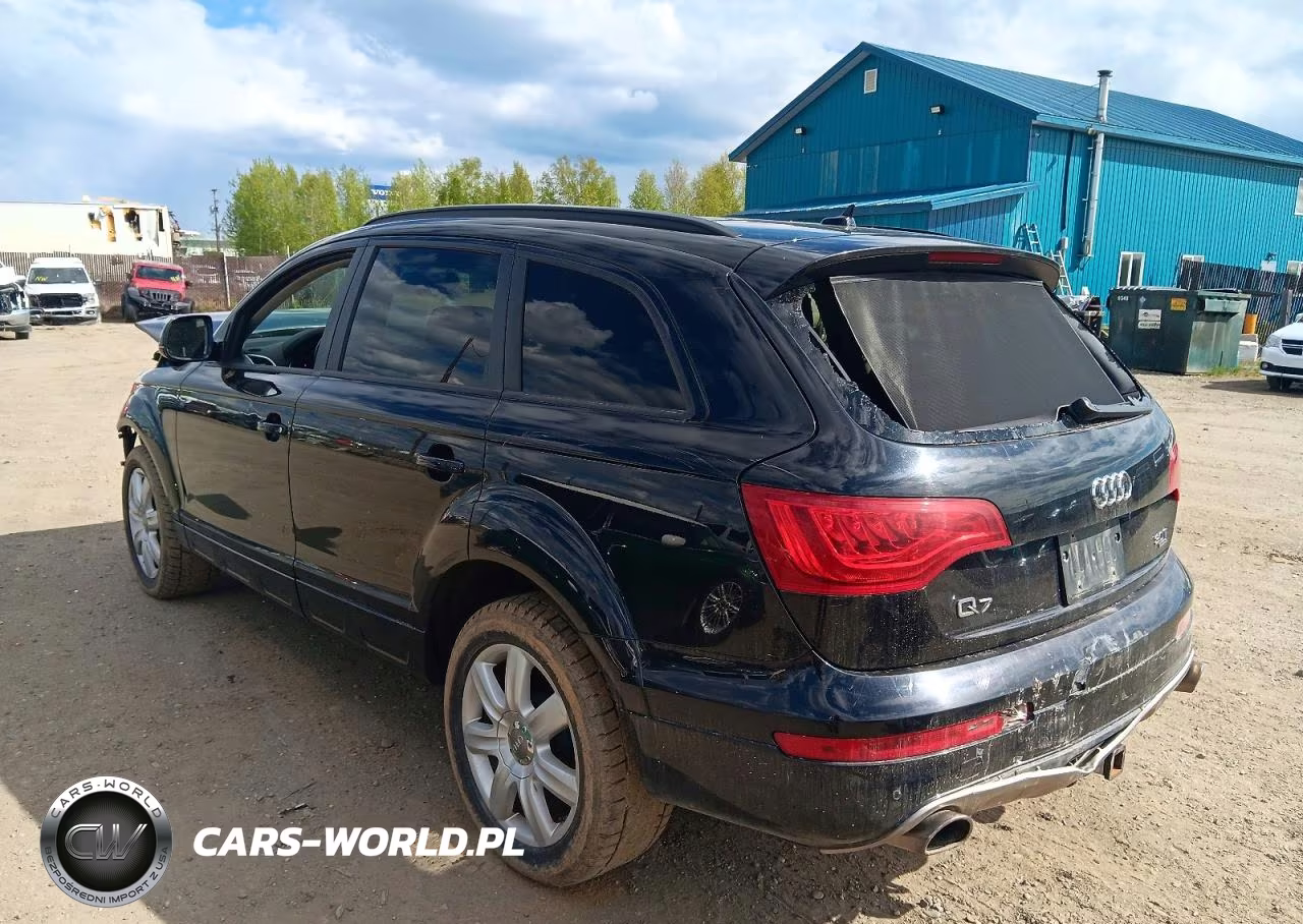 2015 Audi Q7 Premium Plus VIN:WA1LGAFE2FD026421 - 2