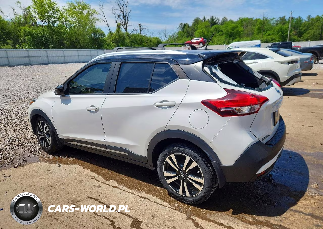 2019 Nissan Kicks S VIN:3N1CP5CU3KL483660 - 2