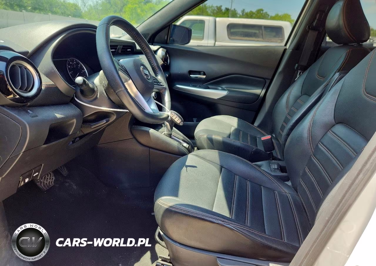 2019 Nissan Kicks S VIN:3N1CP5CU3KL483660 - 7