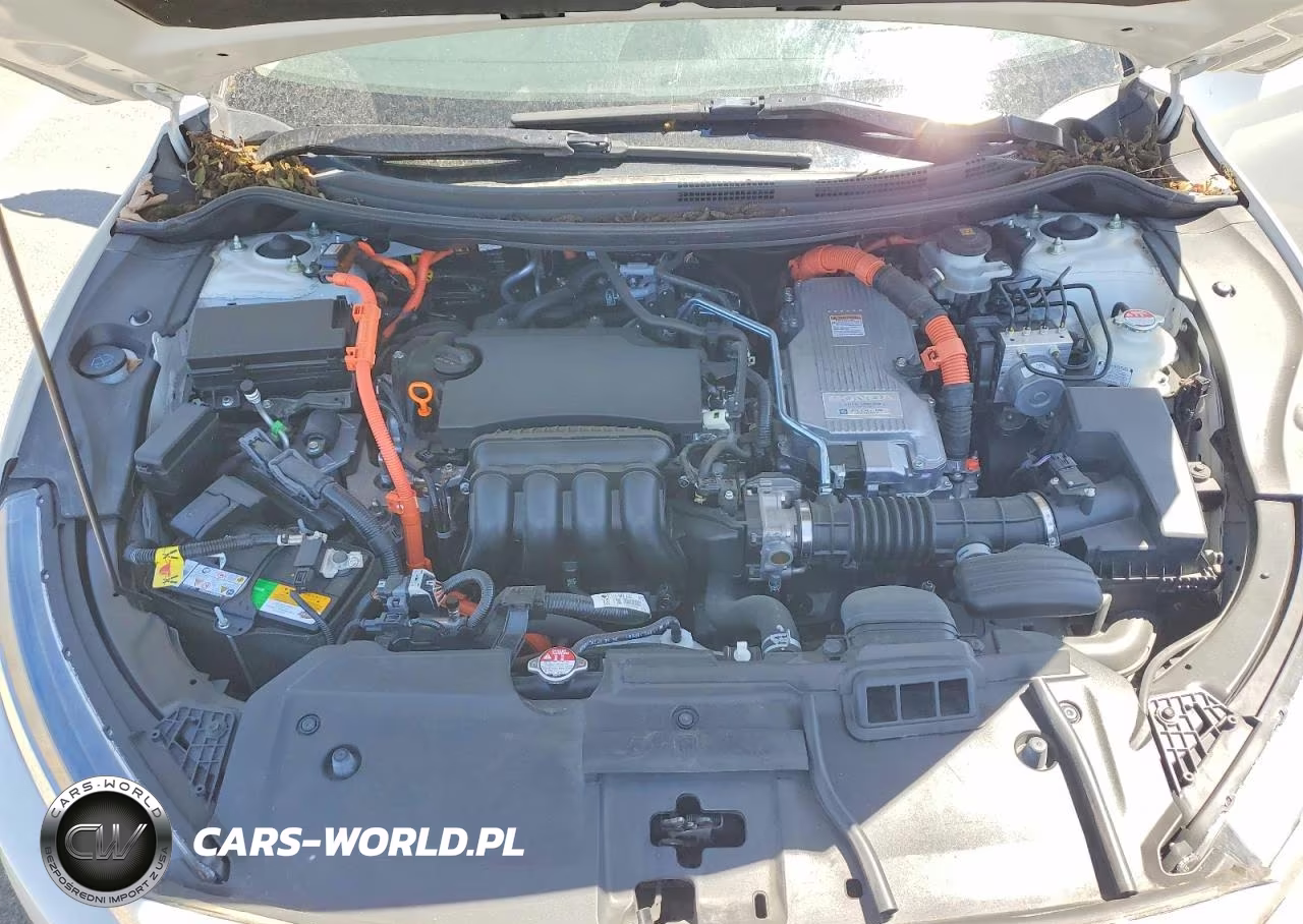 2018 Honda Clarity Touring VIN:JHMZC5F31JC001475 - 11