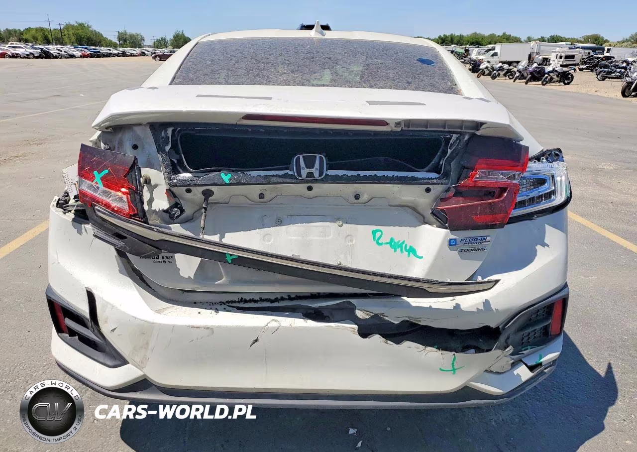 2018 Honda Clarity Touring VIN:JHMZC5F31JC001475 - 6