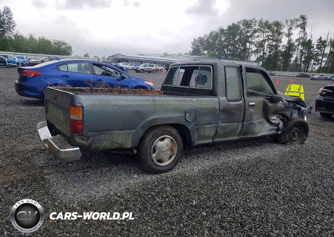 1992 Toyota Pickup Deluxe VIN:JT4RN93P0N5047321 - 3