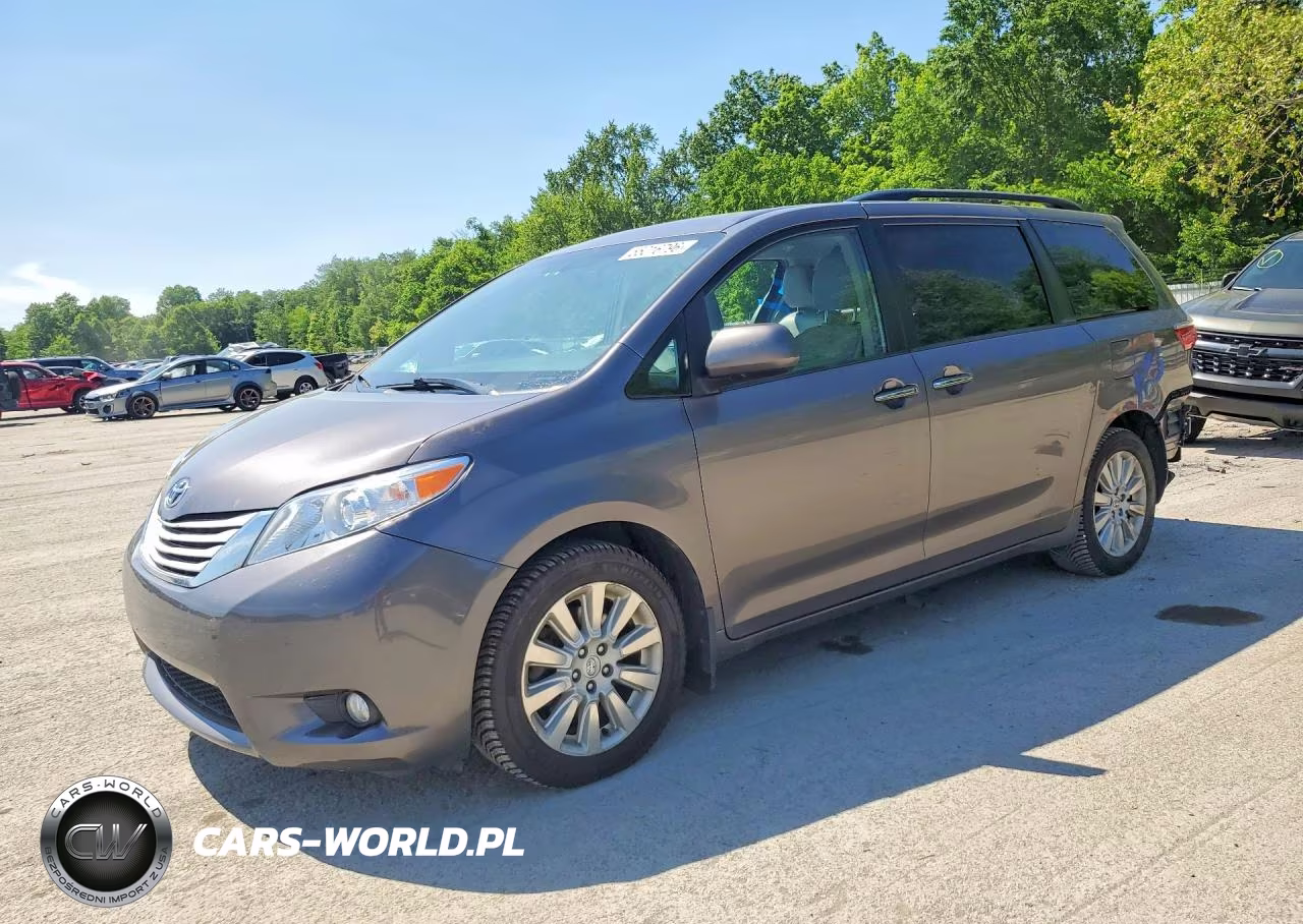 2015 Toyota Sienna Xle Premium 7-Passenger
