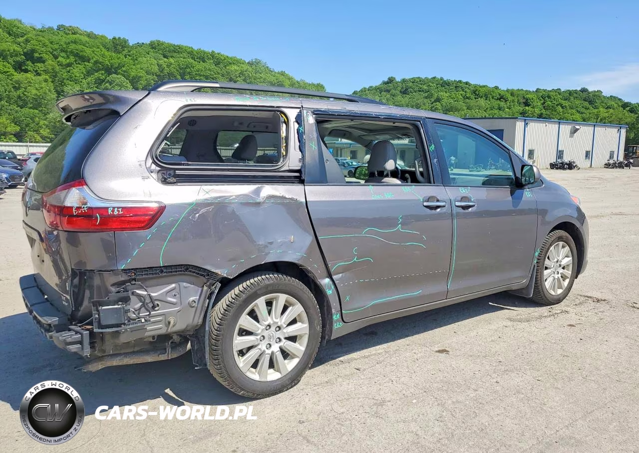 2015 Toyota Sienna Xle Premium 7-Passenger VIN:5TDDK3DC8FS111872 - 3