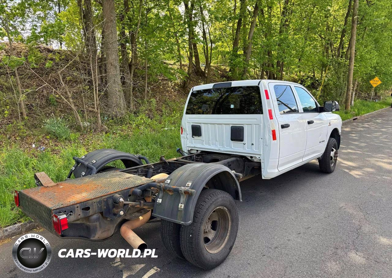 2021 Ram 3500 VIN:3C7WRSCL5MG650657 - 4
