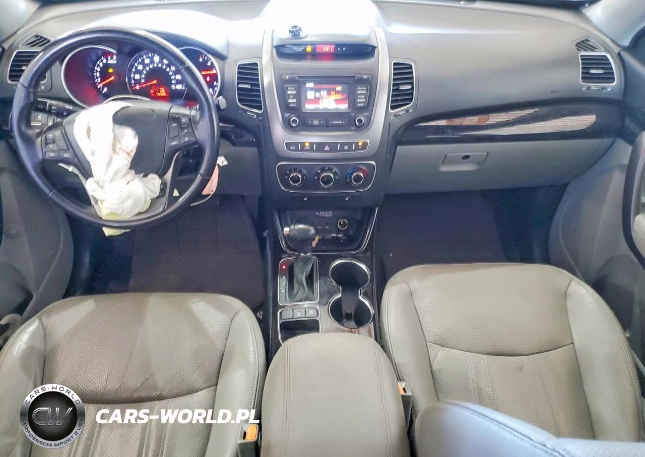 2015 Kia Sorento Lx VIN:5XYKTCA63FG624267 - 8
