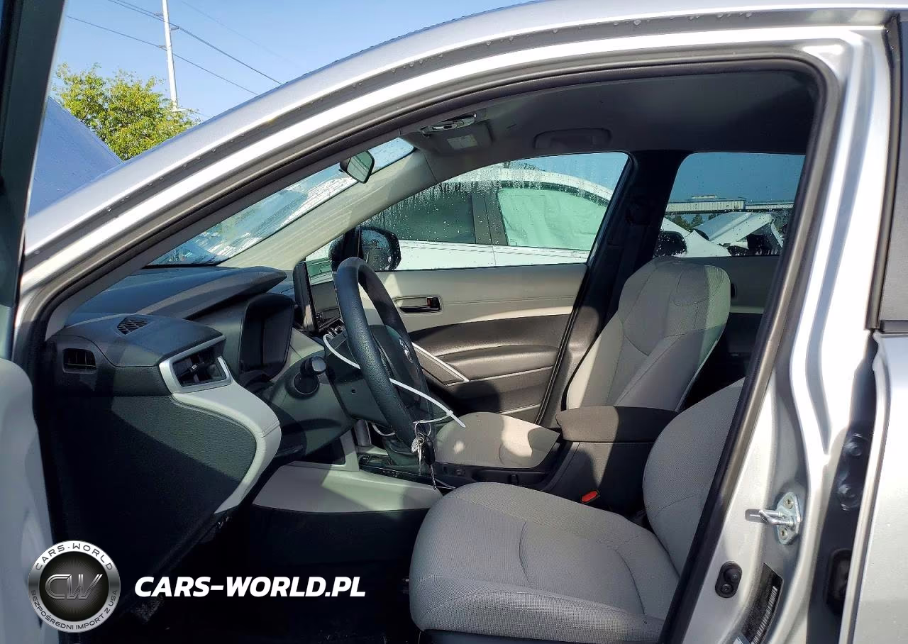 2025 Toyota Corolla Cross L VIN:7MUAAAAG2SV133562 - 7