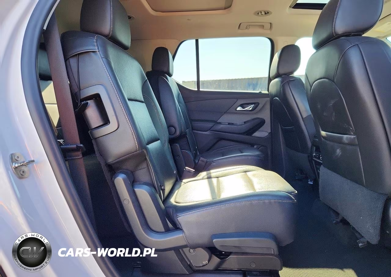 2021 Chevrolet Traverse Premier VIN:1GNEVKKW8MJ117675 - 10