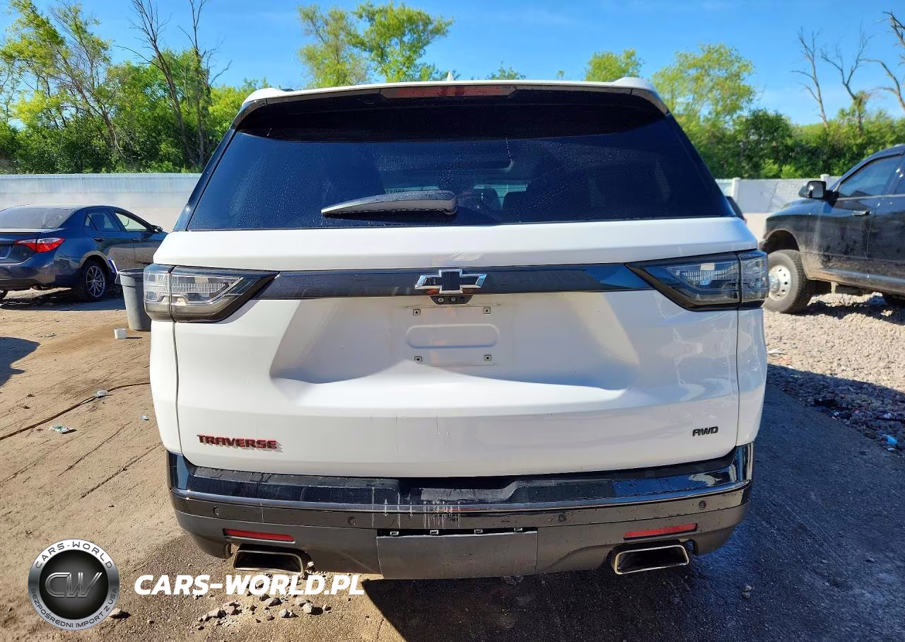 2021 Chevrolet Traverse Premier VIN:1GNEVKKW8MJ117675 - 6