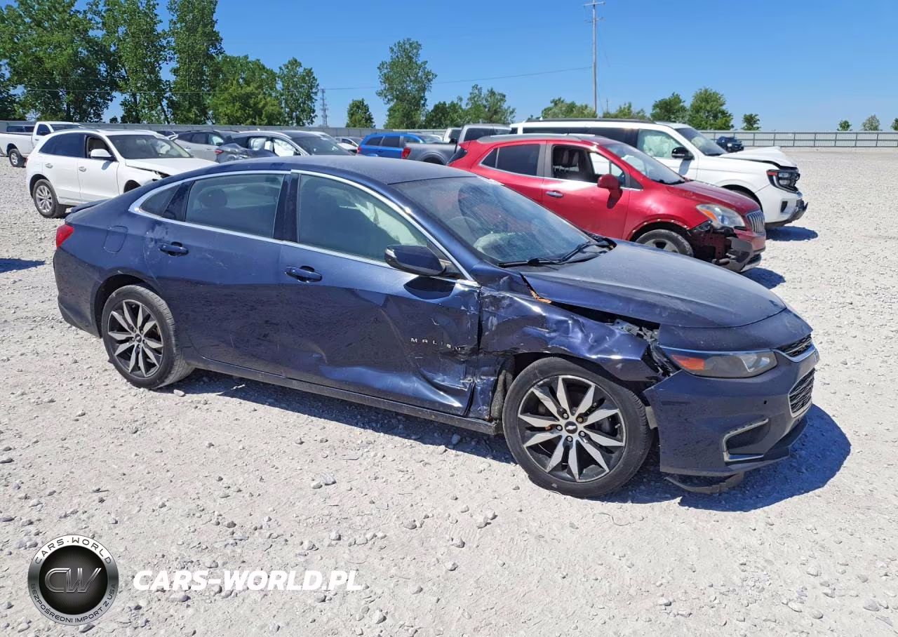 2017 Chevrolet Malibu Lt VIN:1G1ZE5ST5HF229613 - 4