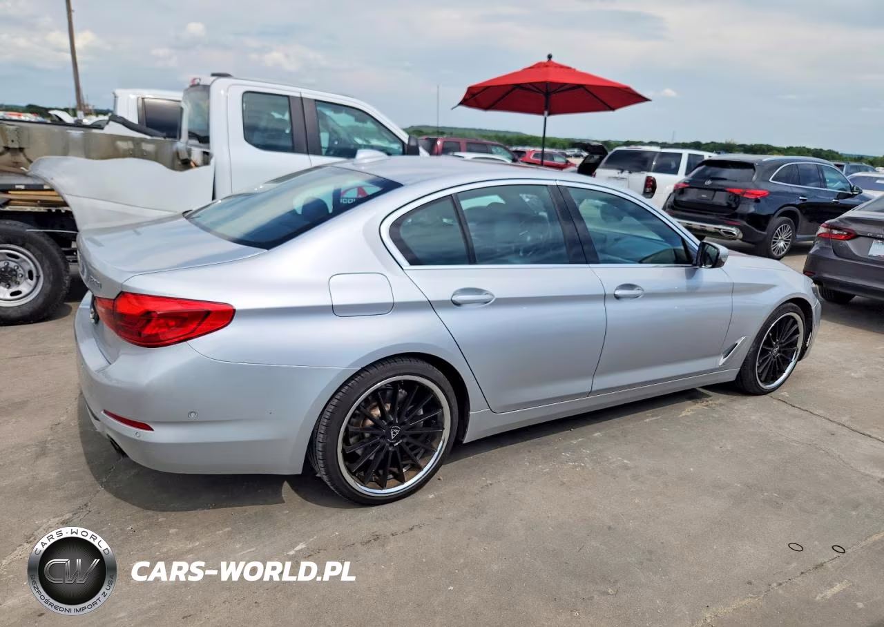 2019 BMW 530 I VIN:WBAJA5C56KG900673 - 3