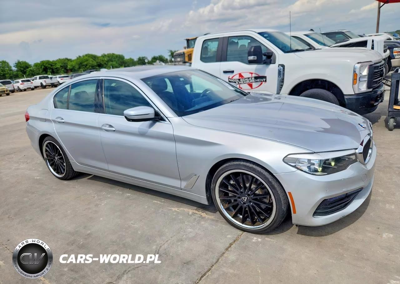 2019 BMW 530 I VIN:WBAJA5C56KG900673 - 4