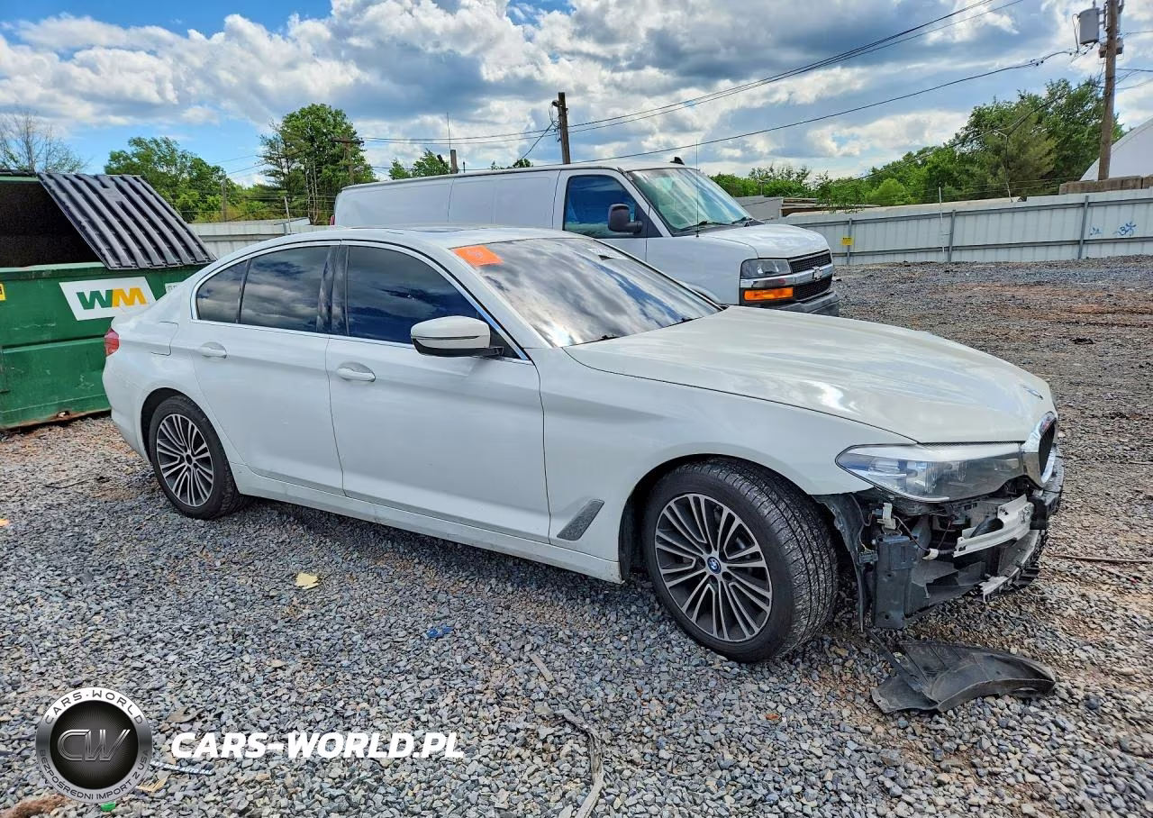 2020 BMW 530 Xi VIN:WBAJR7C02LWW80593 - 4