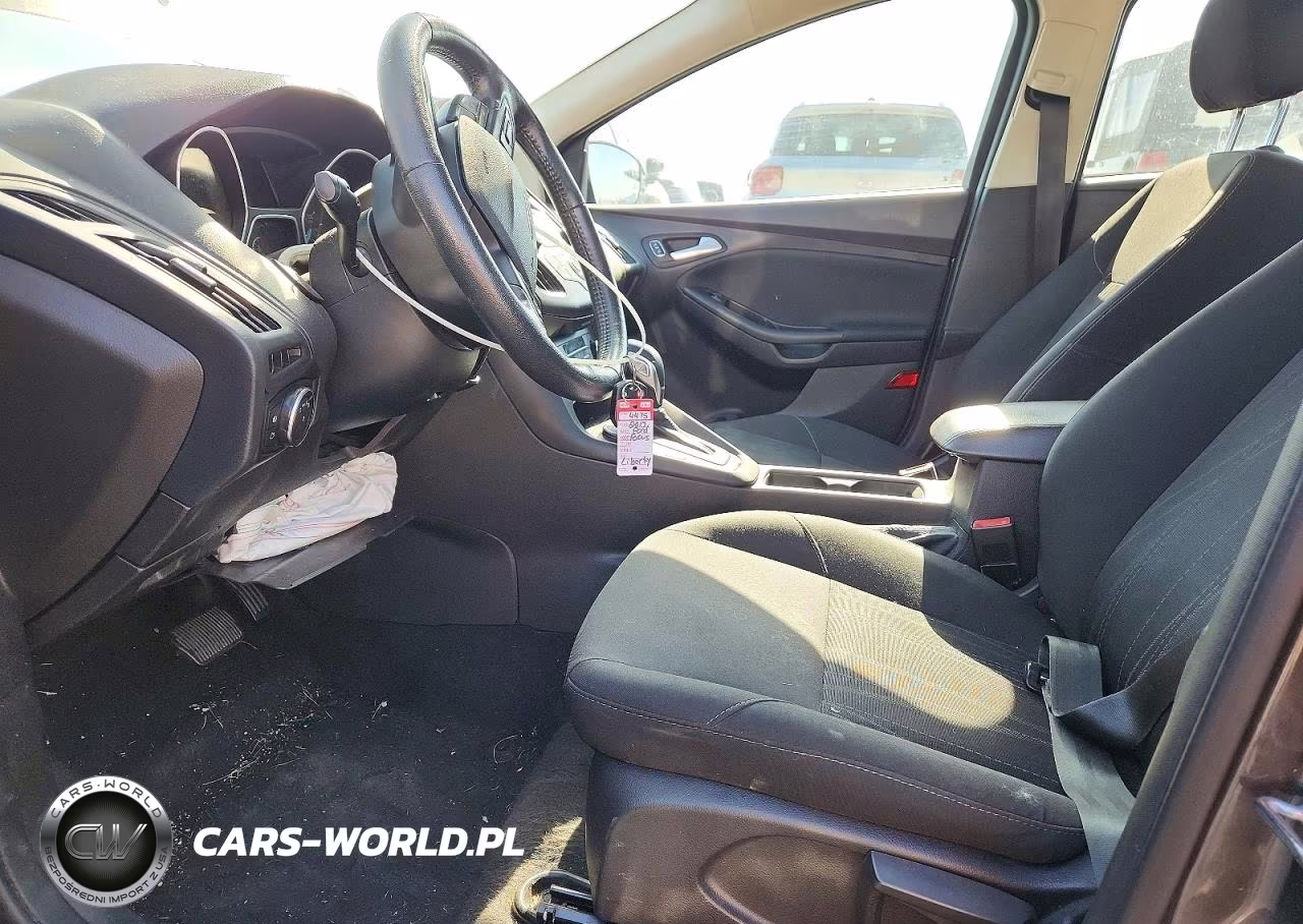 2017 Ford Focus Se VIN:1FADP3FE4HL282905 - 7