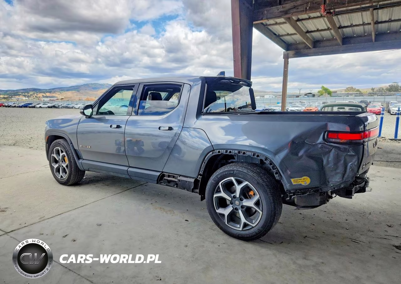 2022 Rivian R1T Adventure VIN:7FCTGAAA9NN013484 - 2