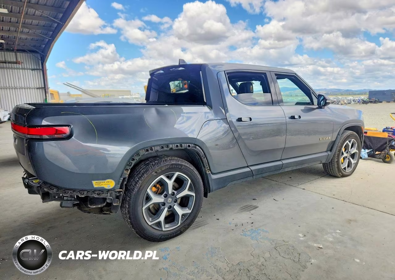 2022 Rivian R1T Adventure VIN:7FCTGAAA9NN013484 - 3