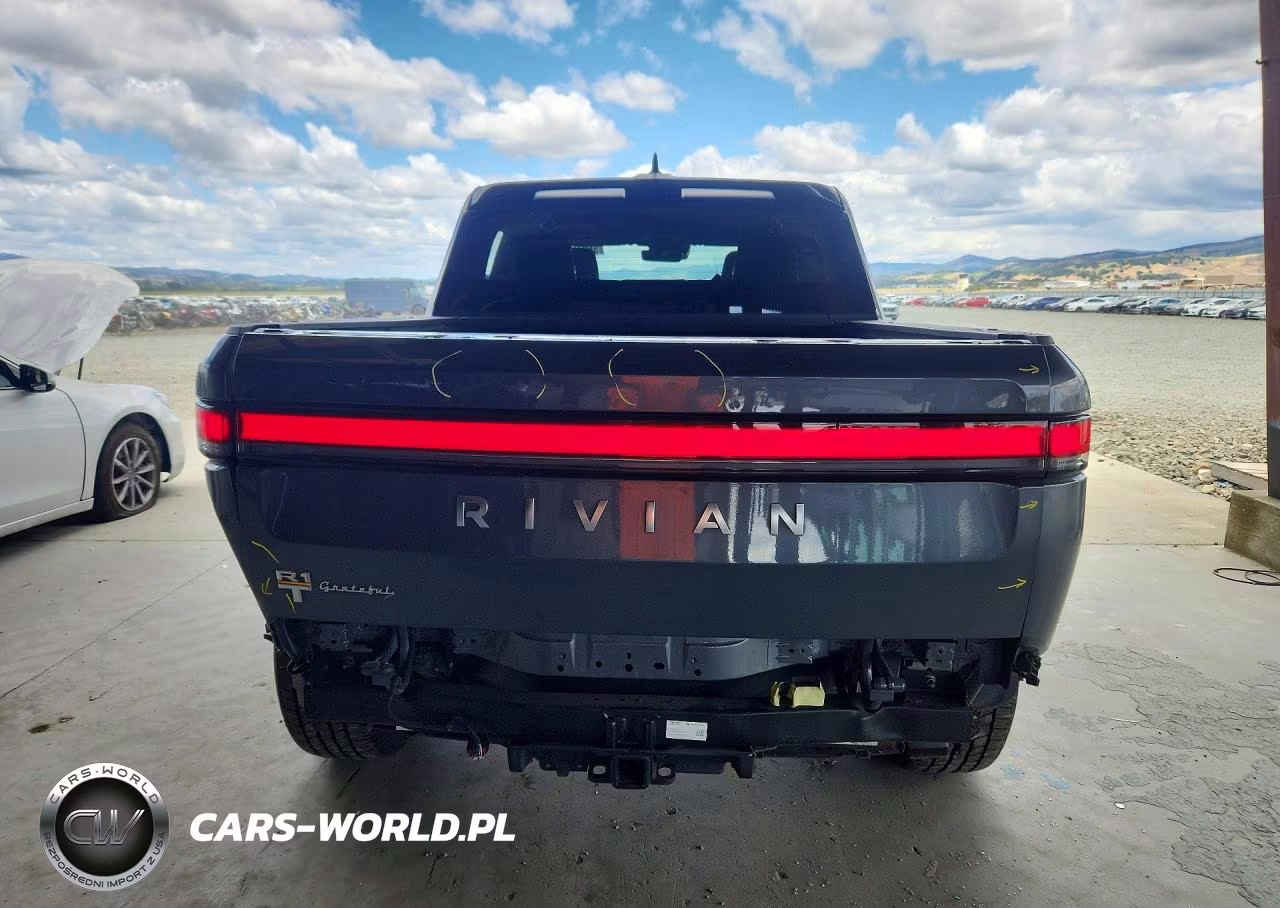 2022 Rivian R1T Adventure VIN:7FCTGAAA9NN013484 - 6