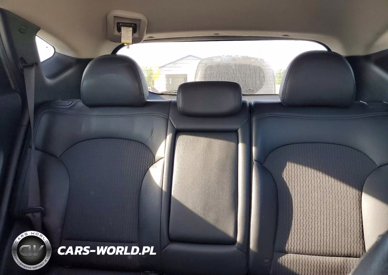 2011 Hyundai Tucson Gls VIN:KM8JU3AC5BU190596 - 10