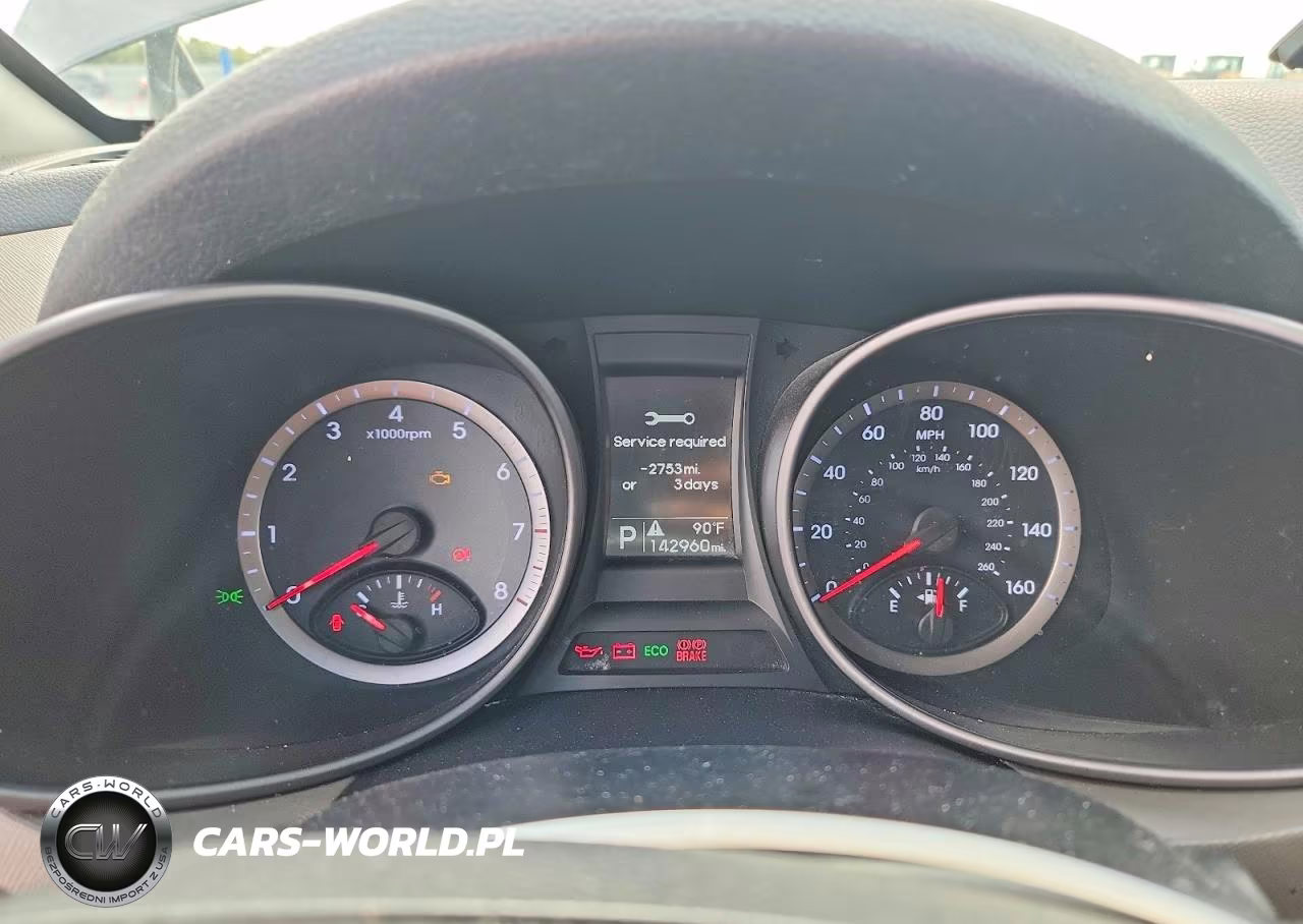2015 Hyundai Santa Fe Sport 2.4L VIN:5XYZU3LB2FG296944 - 9