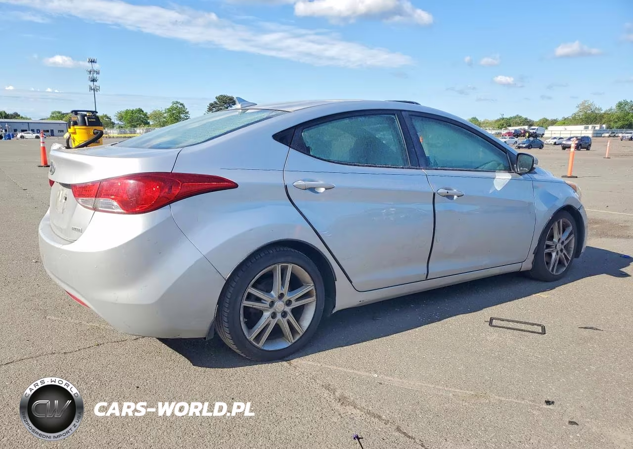 2013 Hyundai Elantra Limited VIN:5NPDH4AE1DH293315 - 3