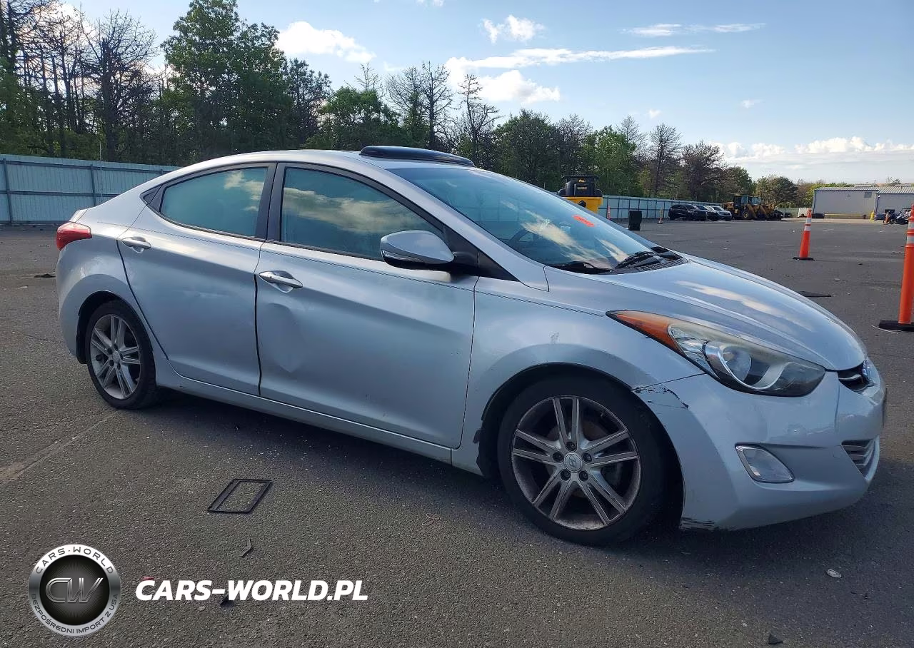 2013 Hyundai Elantra Limited VIN:5NPDH4AE1DH293315 - 4