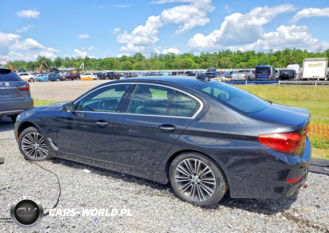 2018 BMW 530 Xi VIN:WBAJA7C58JWA72659 - 2