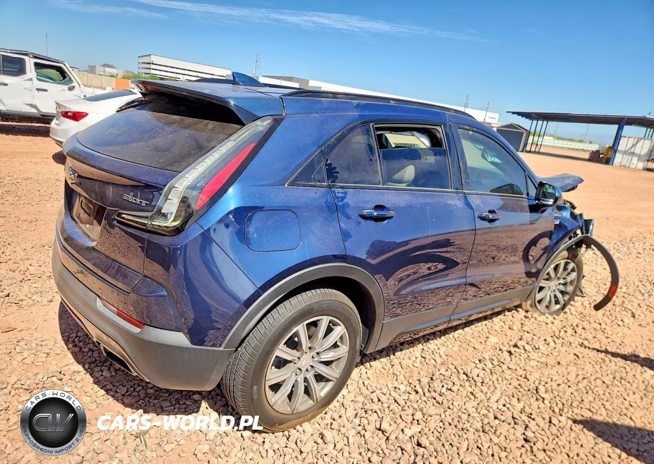 2019 Cadillac Xt4 Sport VIN:1GYFZER41KF218655 - 3