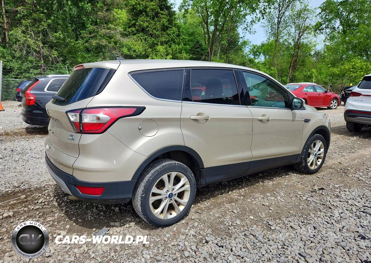 2017 Ford Escape Se VIN:1FMCU9GD1HUC98511 - 3