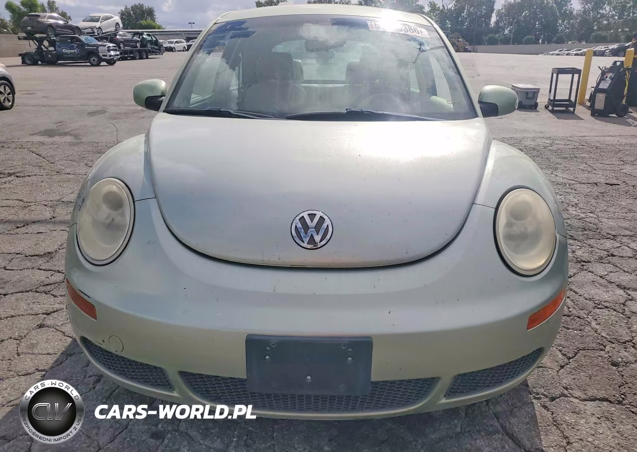 2008 Volkswagen New Beetle S VIN:3VWPG31C18M519522 - 5