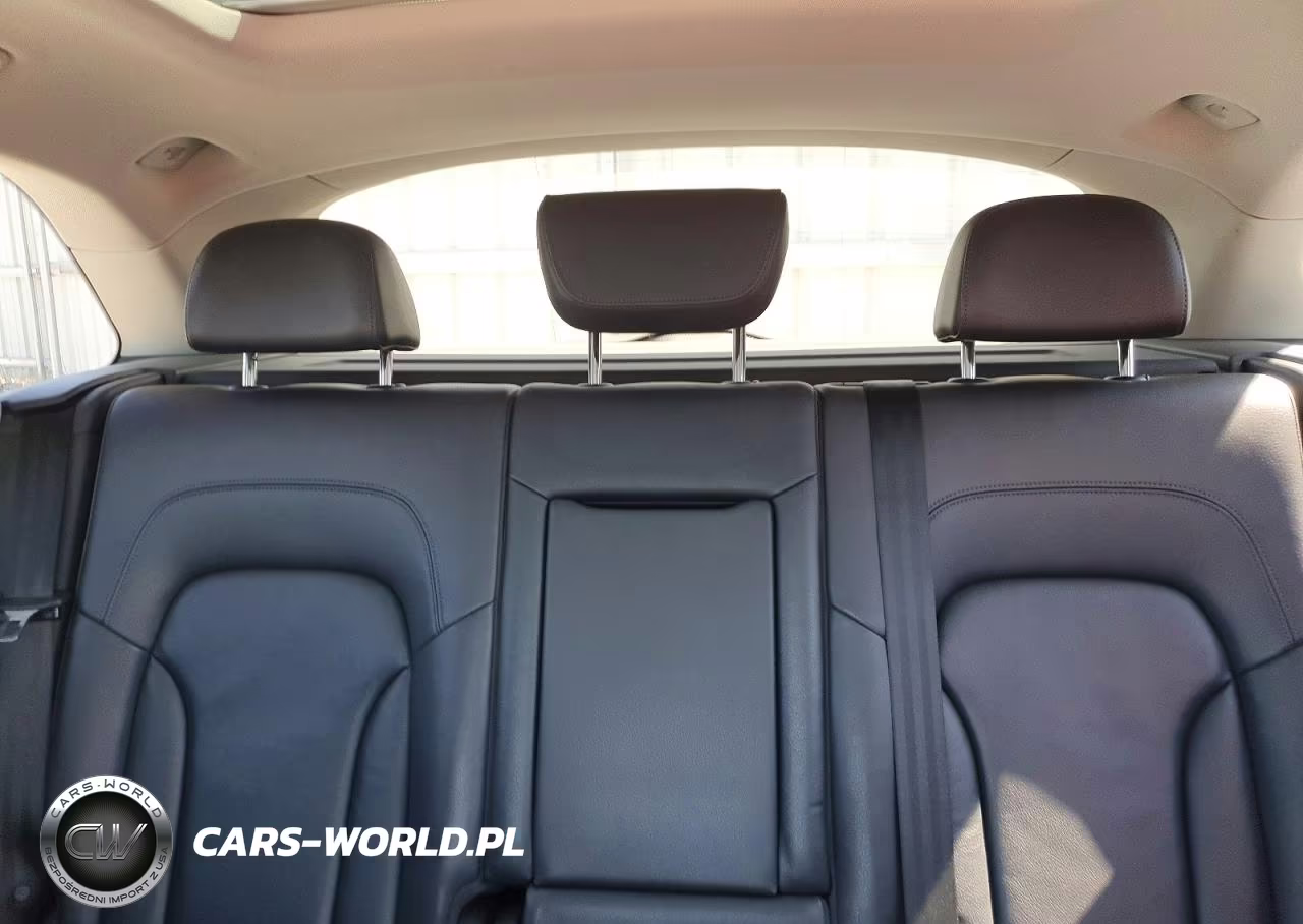 2016 Audi Q5 Premium Plus VIN:WA1L2AFP9GA149703 - 10
