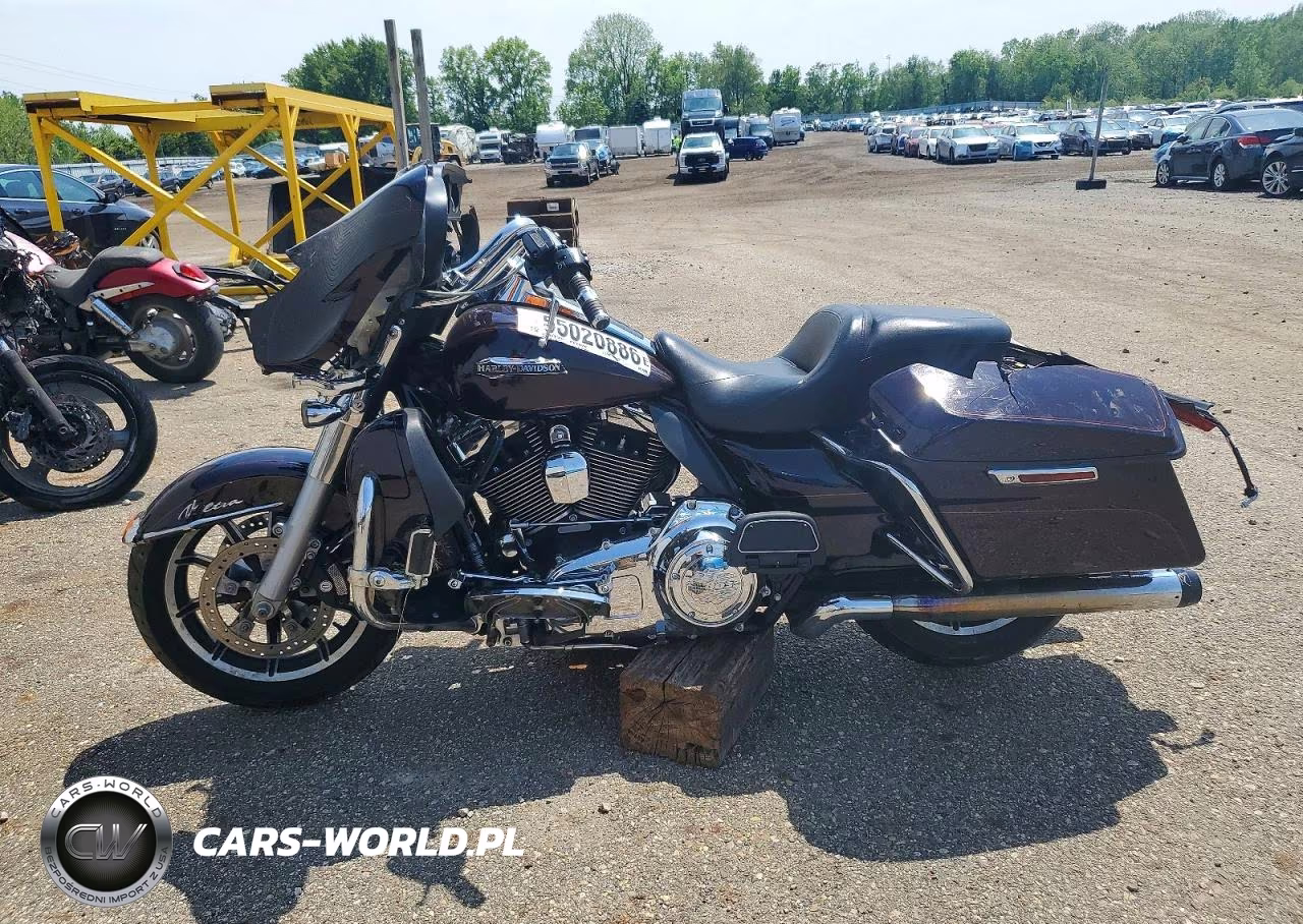 2014 Harley-Davidson Flhtcu Ultra Classic Electra Glide VIN:1HD1FCM17EB616084 - 3