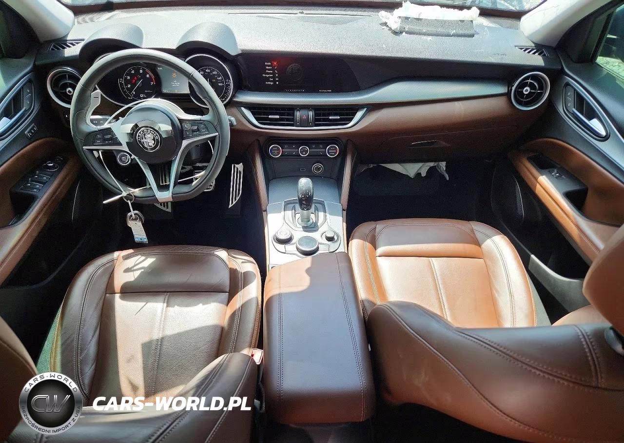 2018 Alfa Romeo Stelvio Sport VIN:ZASFAKPN8J7B79599 - 8
