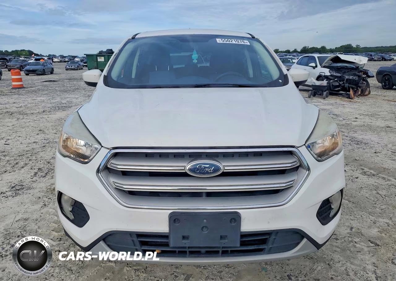 2018 Ford Escape Se VIN:1FMCU0GD8JUA35675 - 5