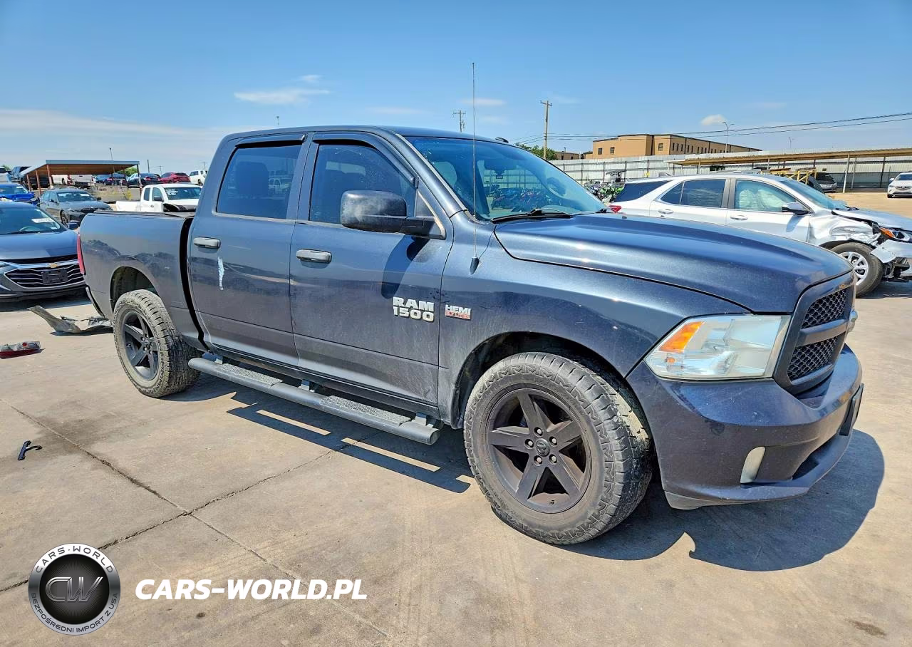 2018 Ram 1500 VIN:3C6RR7KT3JG225921 - 4