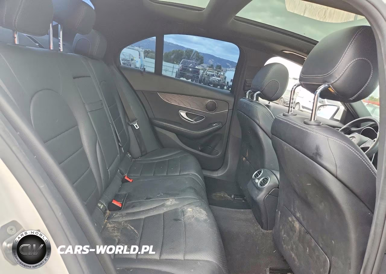 2018 Mercedes-Benz C 300 VIN:WDDWF4JB3JR408446 - 10
