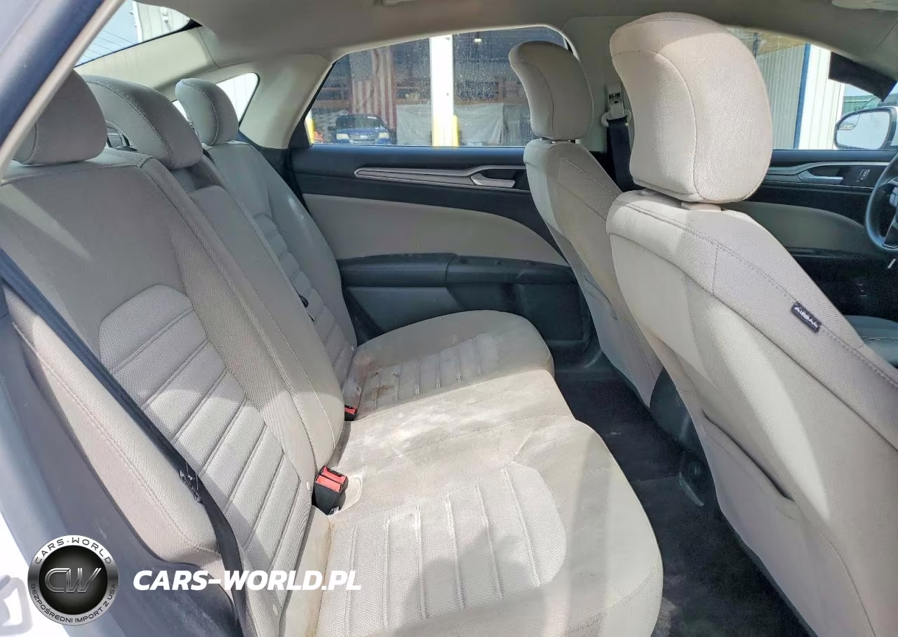 2017 Ford Fusion S Hybrid VIN:3FA6P0UU7HR330755 - 10