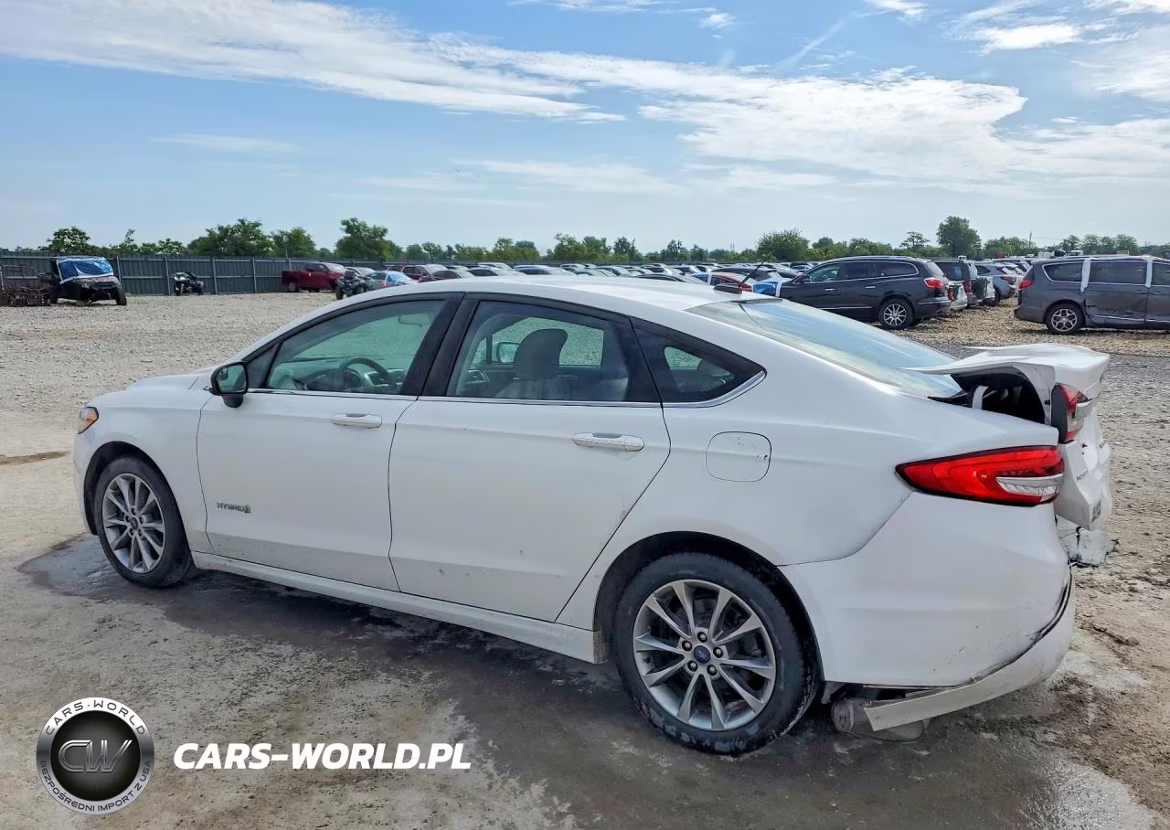 2017 Ford Fusion S Hybrid VIN:3FA6P0UU7HR330755 - 2