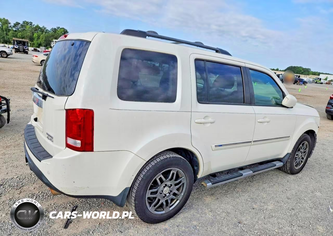 2013 Honda Pilot Touring VIN:5FNYF4H92DB009169 - 3