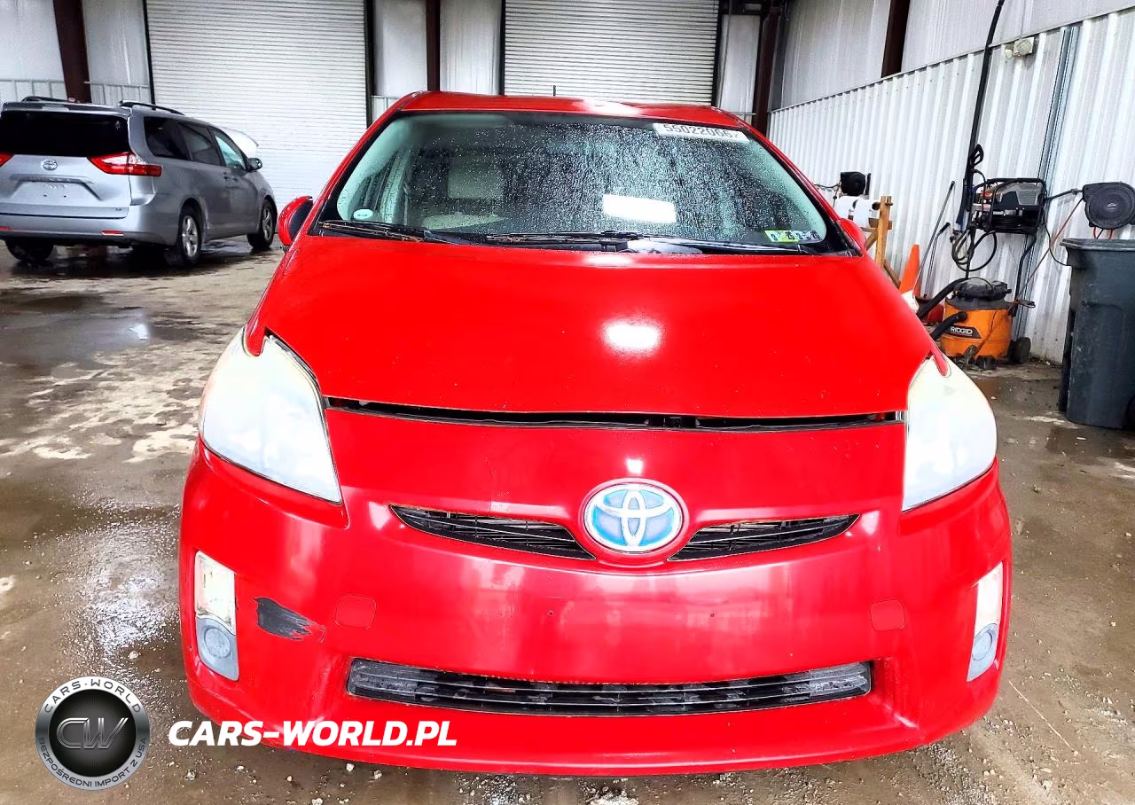 2011 Toyota Prius Two VIN:JTDKN3DU1B0300481 - 5
