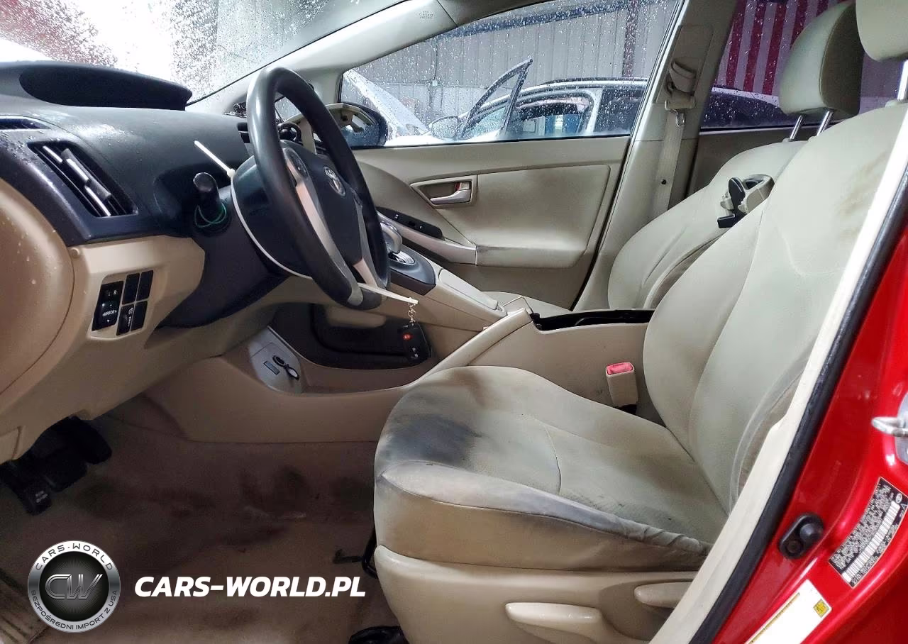 2011 Toyota Prius Two VIN:JTDKN3DU1B0300481 - 7