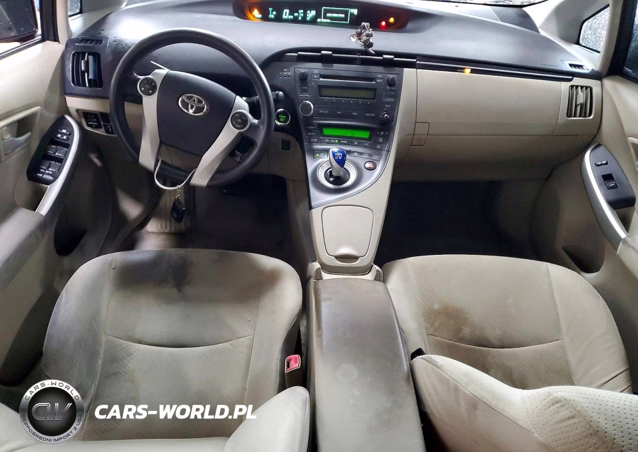 2011 Toyota Prius Two VIN:JTDKN3DU1B0300481 - 8