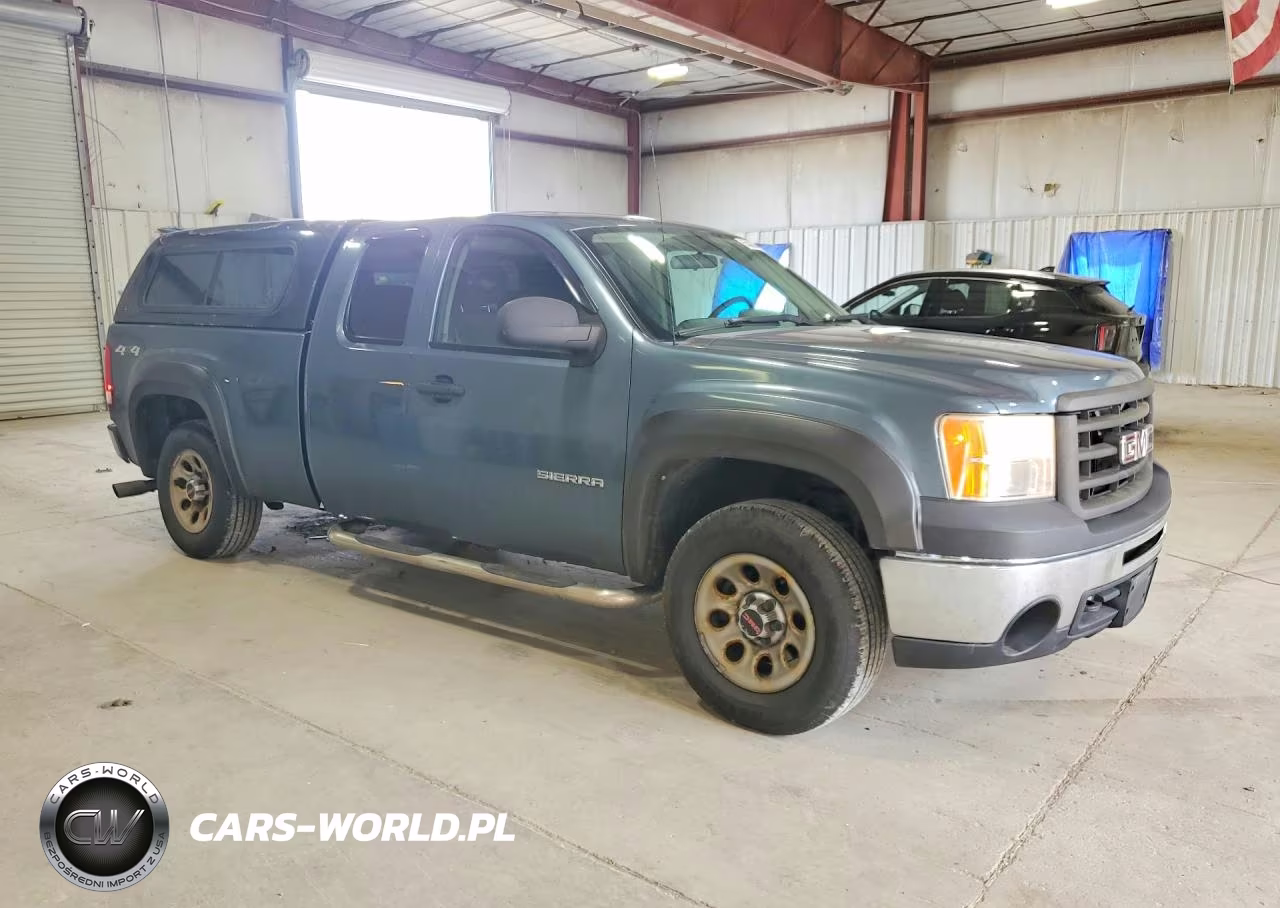 2010 GMC Sierra K1500 VIN:1GTSKTEA0AZ135644 - 4