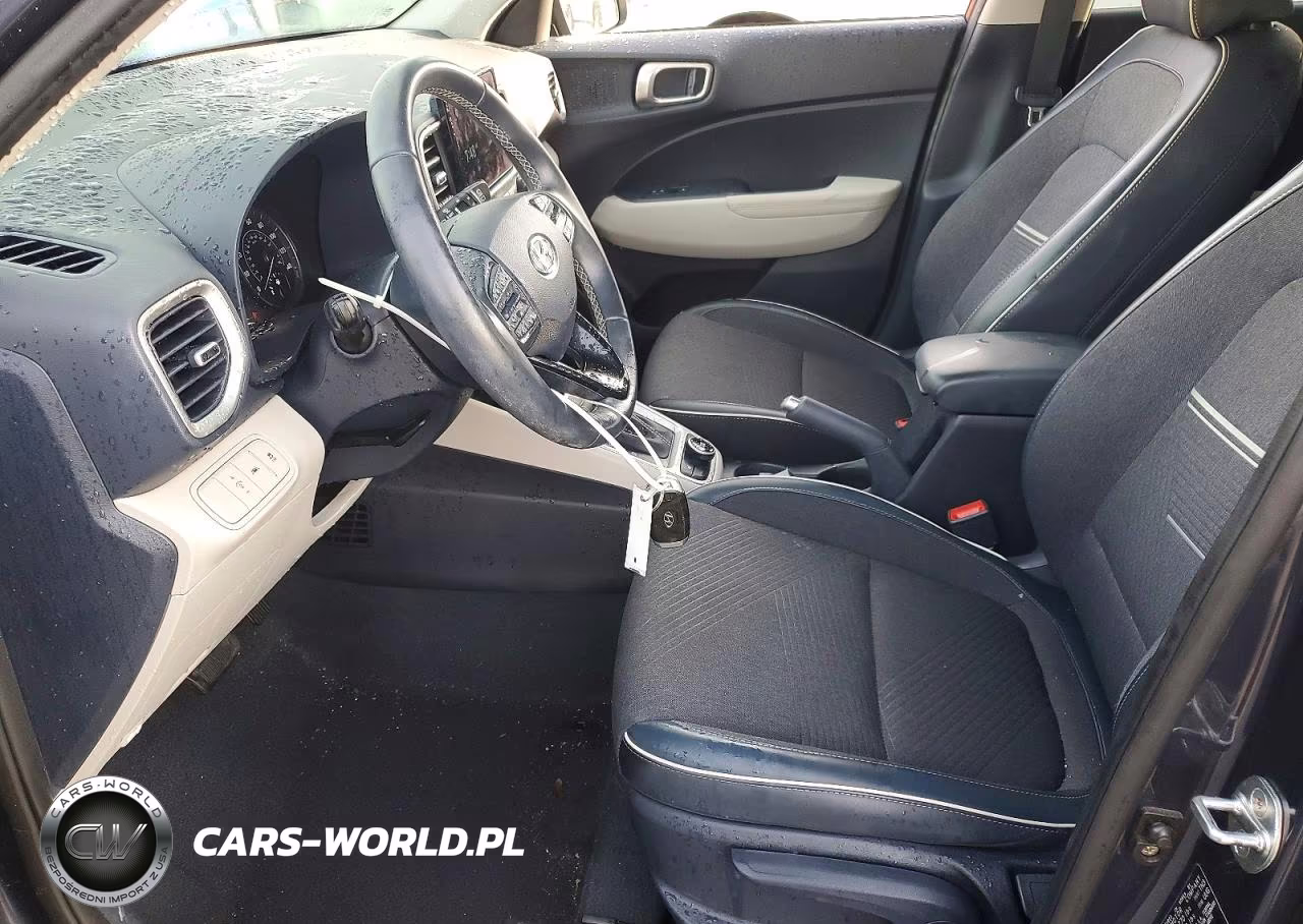 2021 Hyundai Venue Denim VIN:KMHRC8A31MU128912 - 7