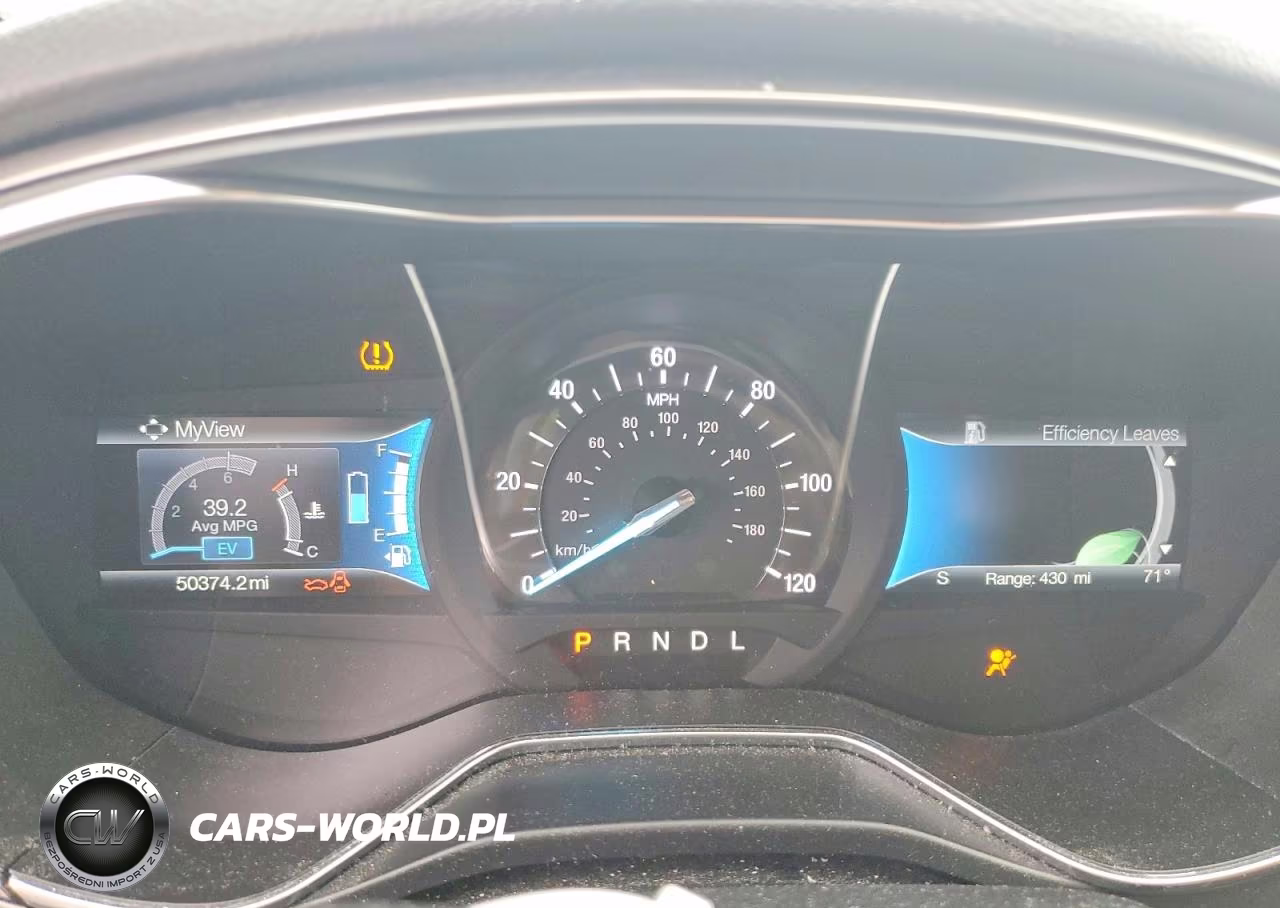2018 Ford Fusion Se Hybrid VIN:3FA6P0LU1JR117582 - 9