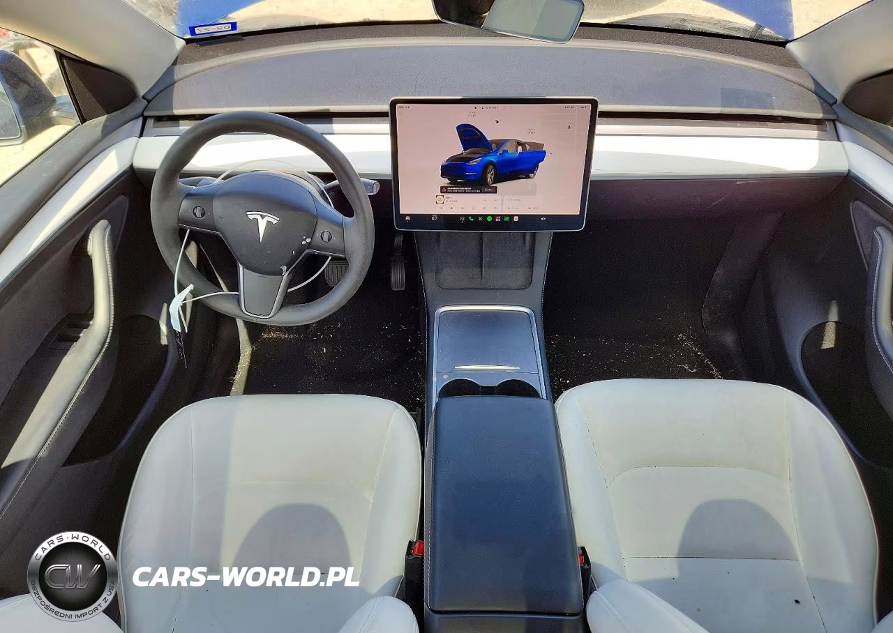 2024 Tesla Model Y VIN:7SAYGAEE0RF019822 - 8