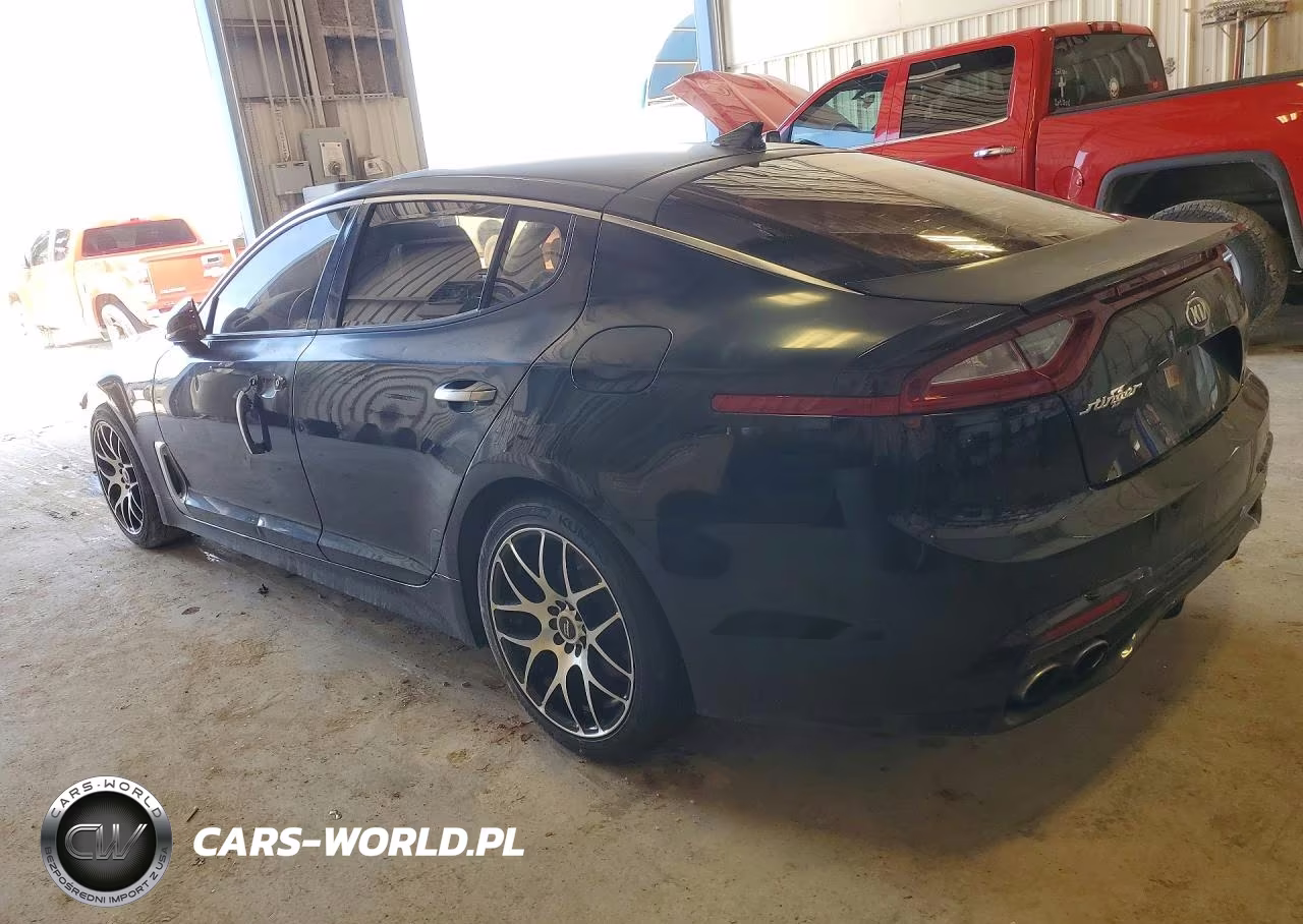 2018 Kia Stinger Base VIN:KNAE15LA7J6013800 - 2